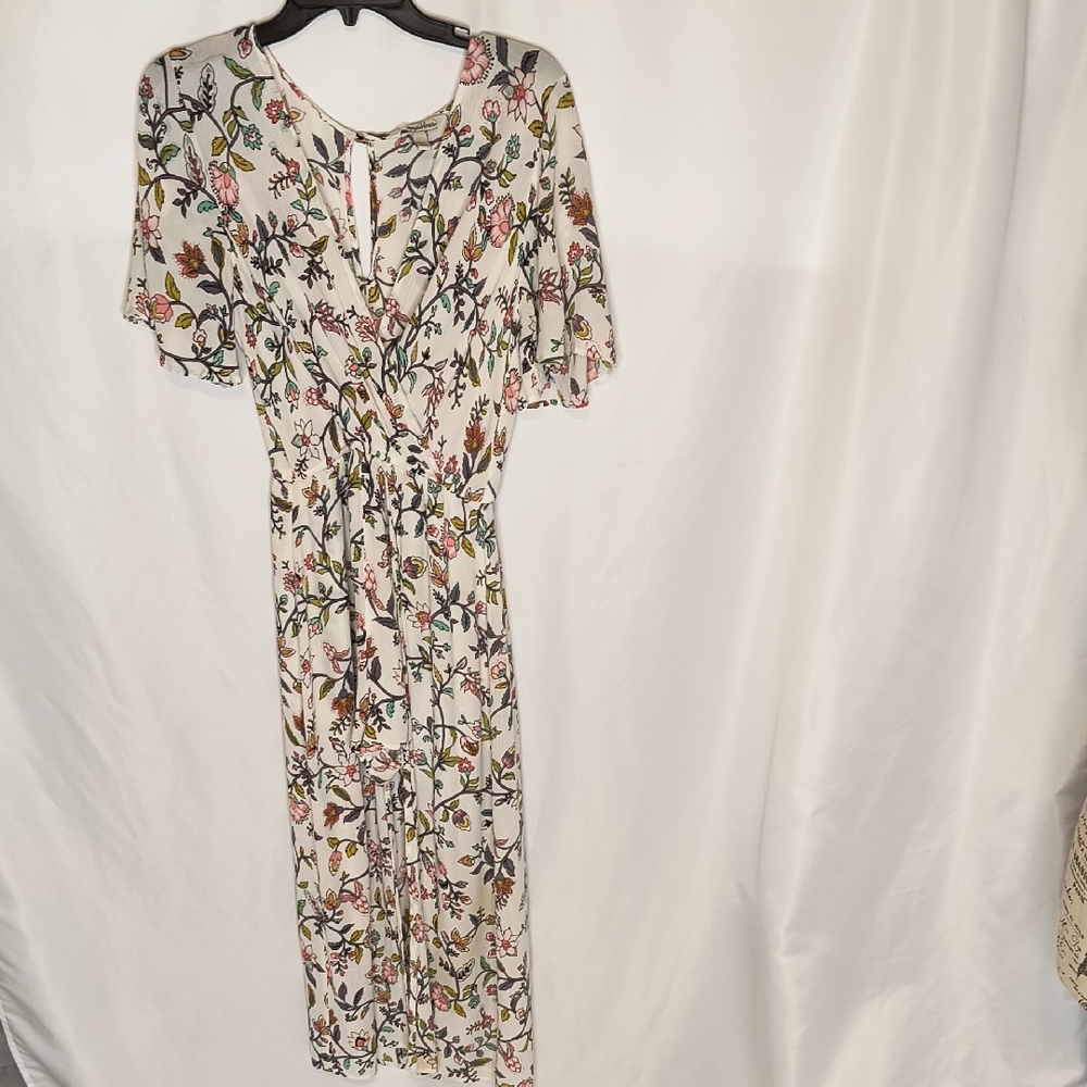 Speechless White Floral Midi Dress With Attached Under Shorts. Airless Whimsical